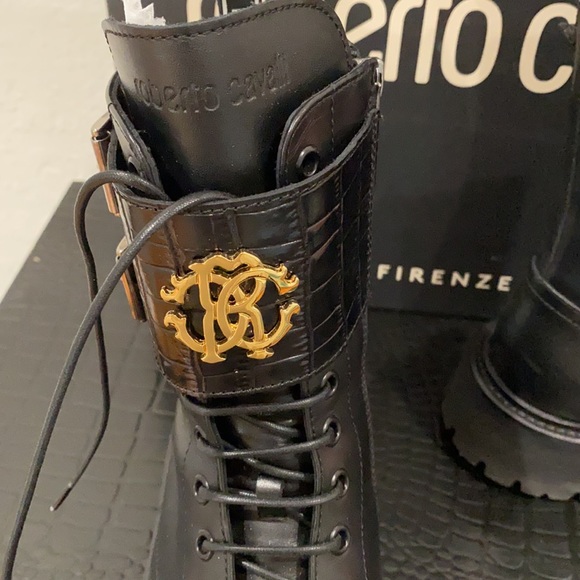 Roberto Cavalli boots - Picture 6 of 7